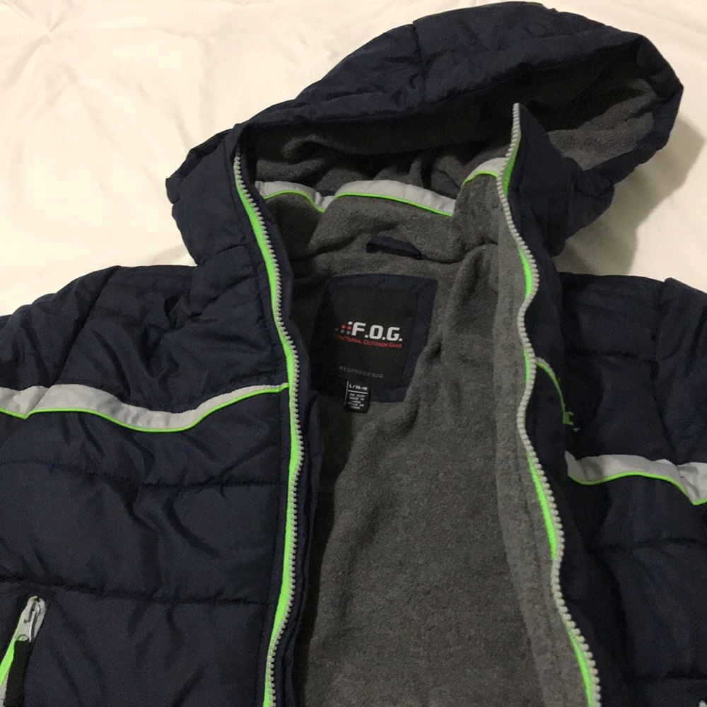 BOYS WINTER JACKET - Picture 6 of 6